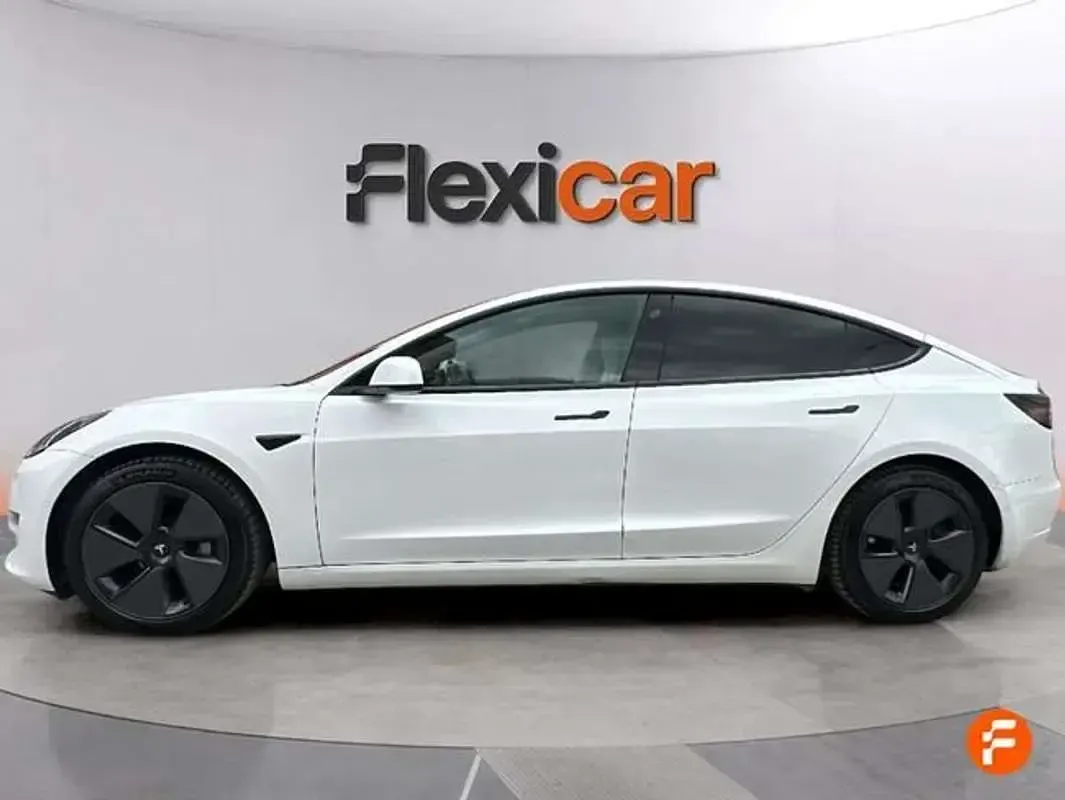 Usado Tesla Model 3 RWD 225 kW (306 CV) 2021 Blanco Berlina