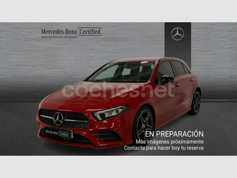 Rojo Usado 2019 Mercedes A200 AMG line Berlina | 23.990 € (Precio justo) - Imagen 1/4