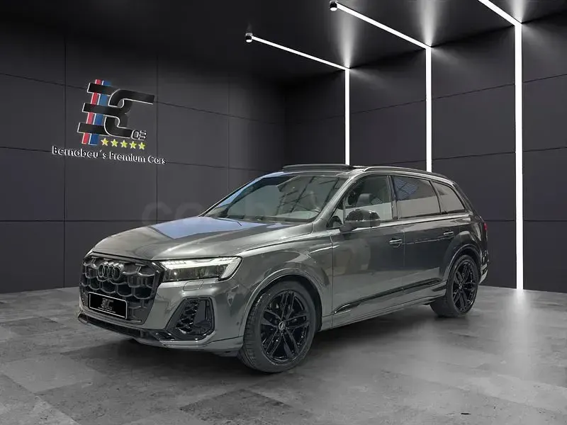 Usado Audi SQ7 Ambiente 507 HP (372 kW) 2025 Cinzento SUV