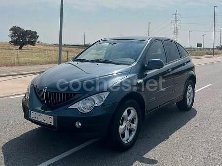 Negro Usado 2010 Ssangyong (KGM) Actyon SUV | 4950 € (Precio justo) - Imagen 1/4