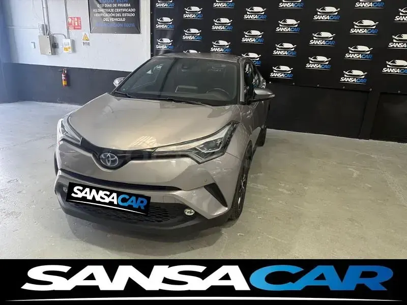 Usado Toyota C-HR Plus 122 CV (89 kW) 2017 Gris / plata SUV