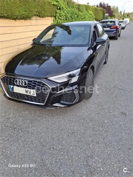 Negro Usado 2024 Audi A3 Sportback e-tron Ambiente Berlina | 40.300 € - Imagen 1/4