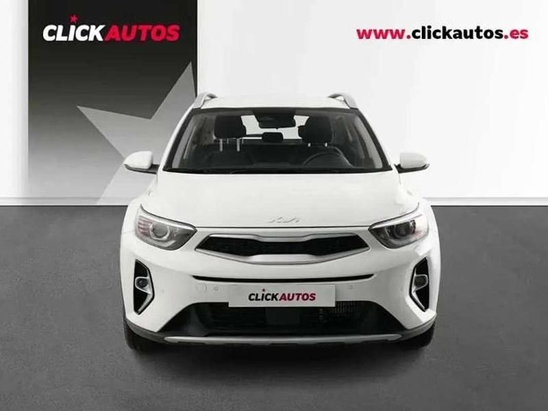 Usado Kia Stonic Active 101 CV (74 kW) 2025 Blanco SUV