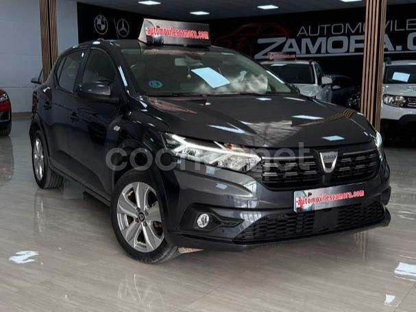 Gris / plata Usado 2022 Dacia Sandero Essentiel Berlina | 13.999 € (Precio justo) - Imagen 1/4