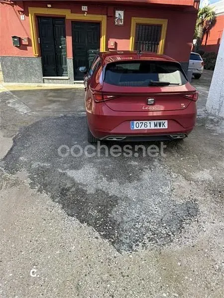 Usado Seat Leon FR 115 CV (84 kW) 2024 Rojo Berlina