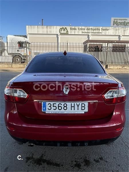 Rojo Usado 2014 Renault Fluence Dynamique Berlina | 3000 € (Super precio) - Imagen 1/4