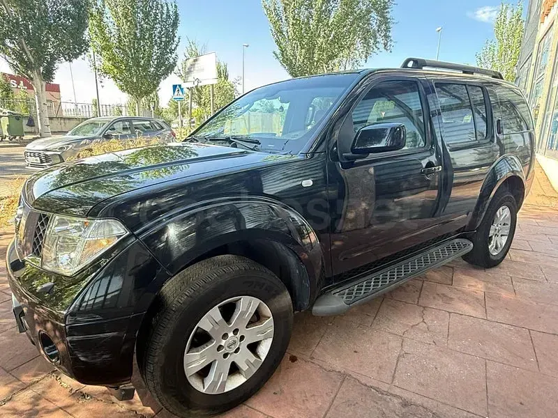 Usado Nissan Pathfinder SE 174 CV (127 kW) 2006 Negro SUV