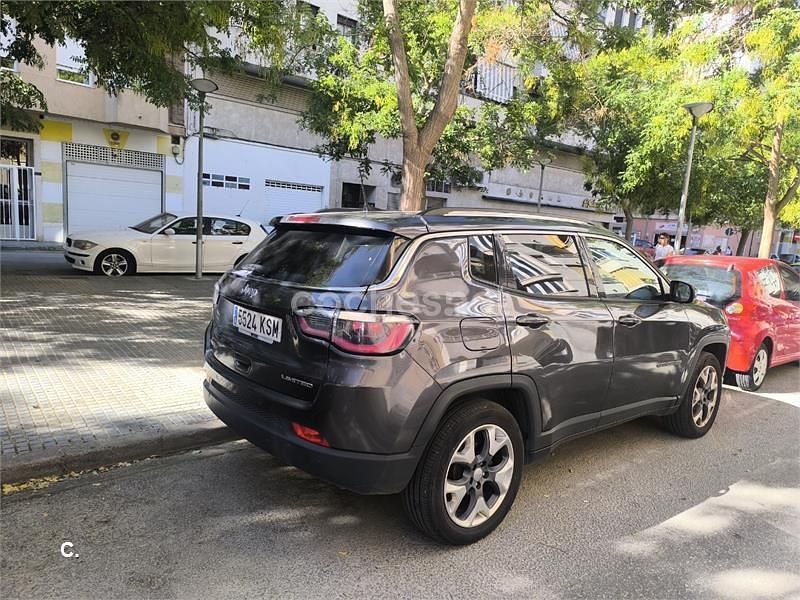 Usado Jeep Compass Limited 140 CV (102 kW) 2018 Marrón SUV