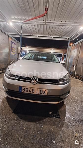Gris / plata Usado 2020 VW Golf Advance Berlina | 14.499 € (Super precio) - Imagen 1/4
