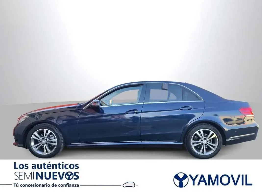 Usado Mercedes E220 170 CV (125 kW) 2016 Azul Berlina