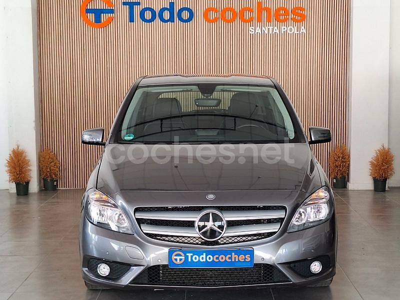 Marrón Usado 2013 Mercedes B180 Monovolumen | 13.990 € (Precio justo) - Imagen 1/4
