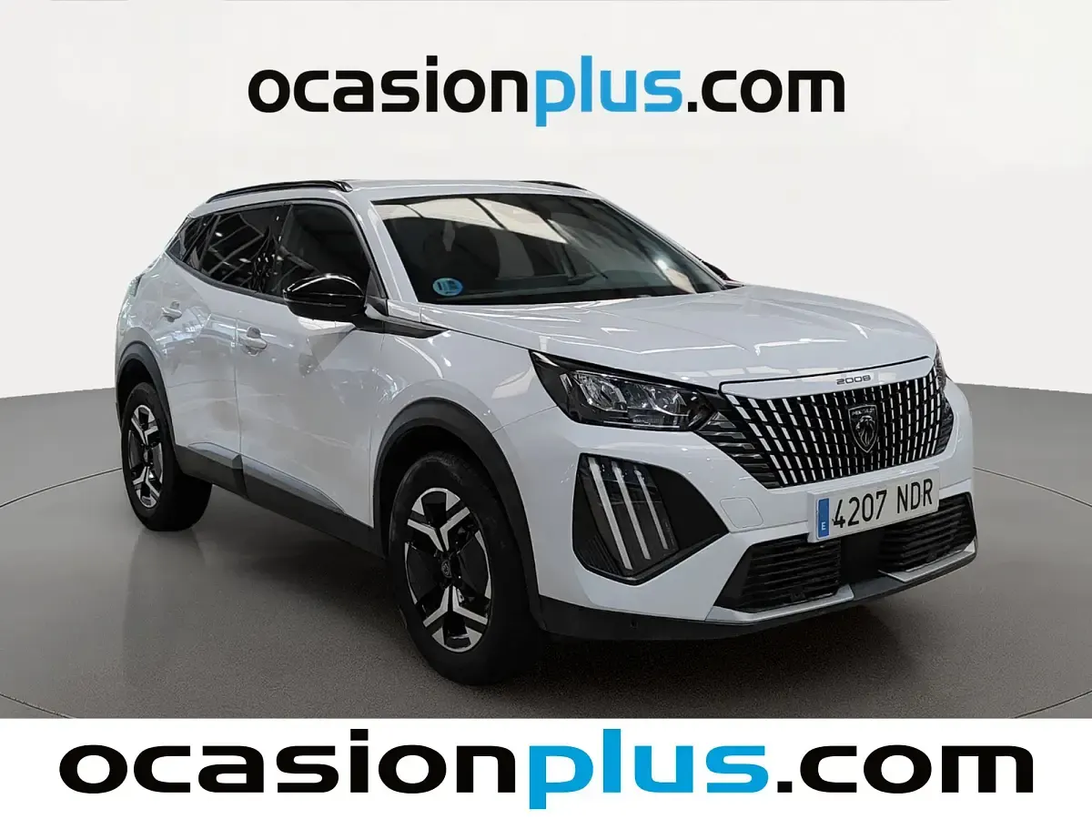 Usado Peugeot 2008 Allure 145 CV (106 kW) 2025 Blanco SUV