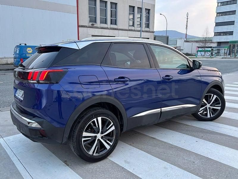 Usado Peugeot 3008 Allure 130 CV (95 kW) 2021 Azul SUV