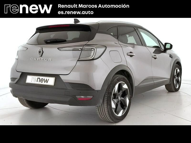 Usado Renault Captur Techno 100 CV (73 kW) 2025 Gris SUV