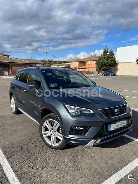 Usado Seat Ateca FR 150 CV (110 kW) 2020 Gris / plata SUV