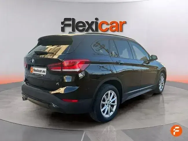 Używany BMW X1 116 KM (85 kW) 2021 Czarny SUV