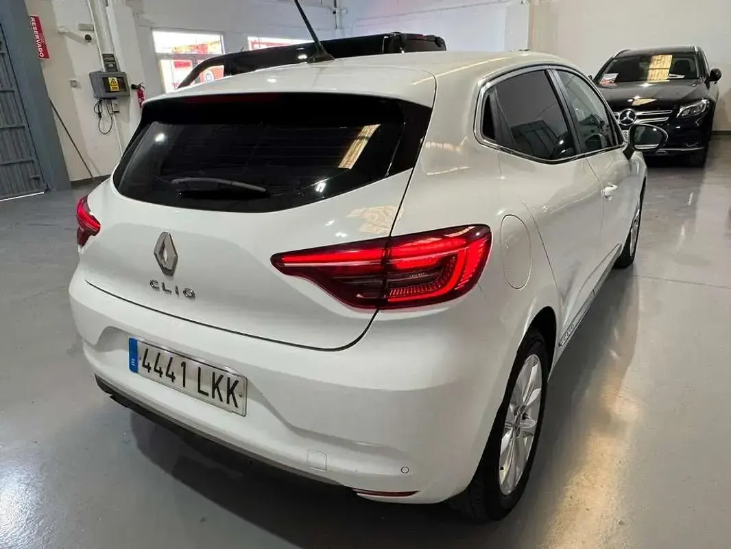 Usado Renault Clio Intens 91 CV (66 kW) 2020 Blanco Utilitario