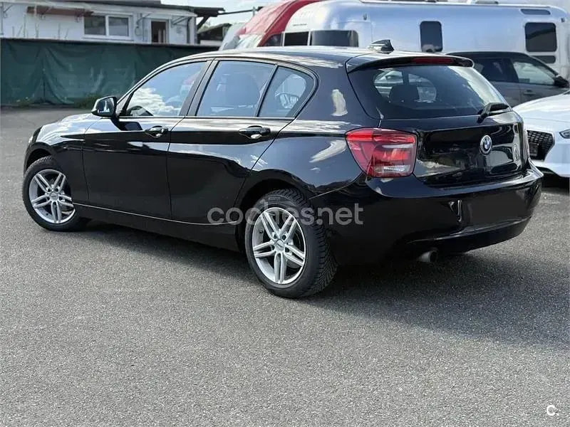 Usado BMW 116 136 CV (100 kW) 2015 Negro Utilitario