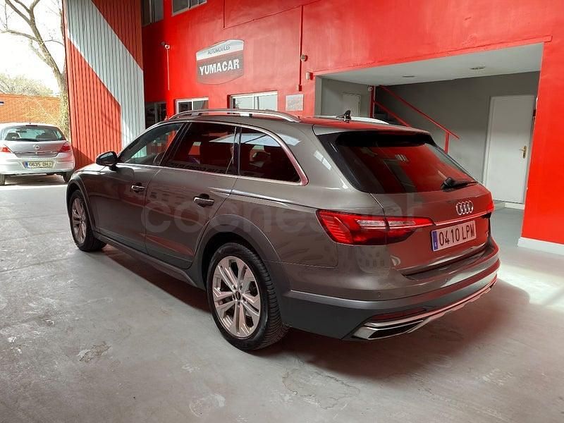 Usado Audi A4 Allroad 204 CV (150 kW) 2021 Gris / plata Familiar