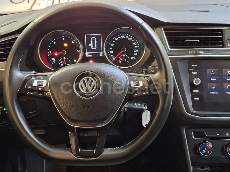 Usado VW Tiguan Edition 150 CV (110 kW) 2019 Gris / plata SUV
