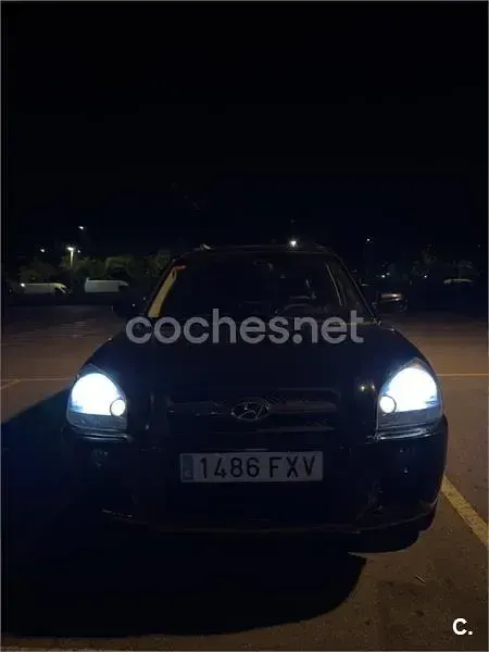 Usado Hyundai Tucson Comfort 140 CV (102 kW) 2007 Negro SUV