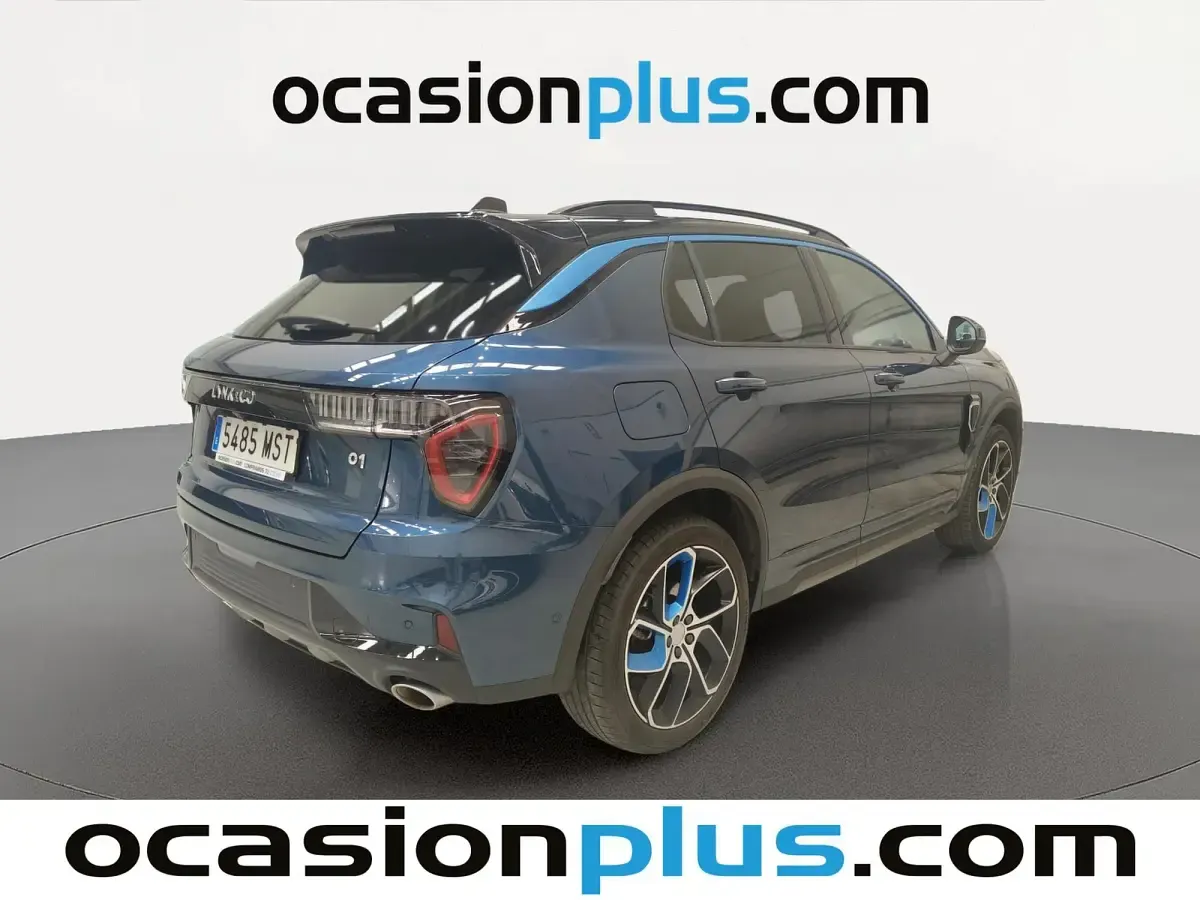 Usado Lynk & Co 01 261 CV (191 kW) 2024 Negro SUV