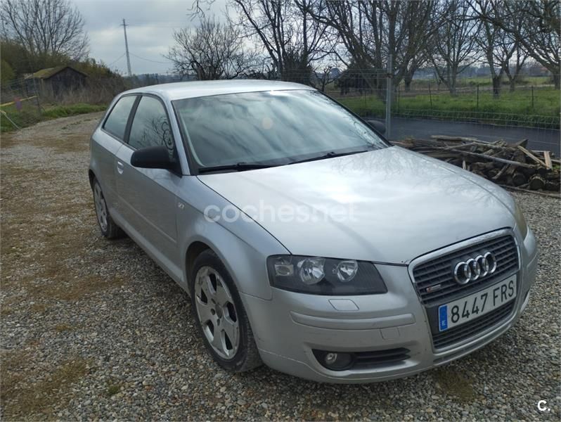 Gris / plata Usado 2007 Audi A3 Ambiente Berlina | 2850 € (Super precio) - Imagen 1/4