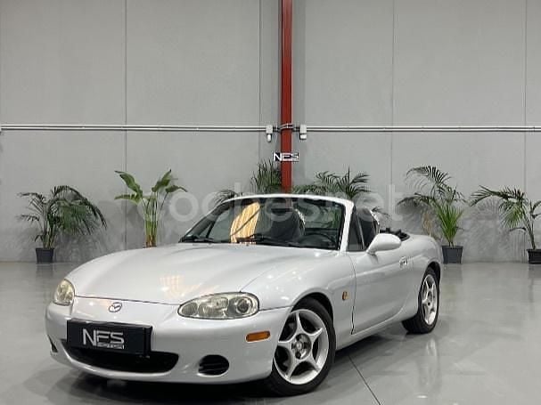 Gris / plata Usado 2002 Mazda MX5 Descapotable | 8990 € (Buen precio) - Imagen 1/4
