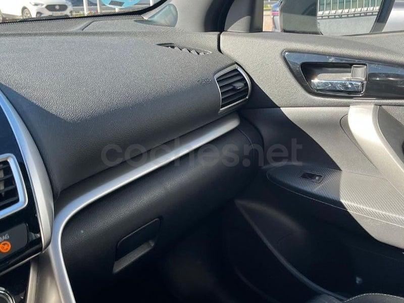 Usado Mitsubishi Eclipse Cross Edition 163 CV (119 kW) 2021 Gris / plata SUV