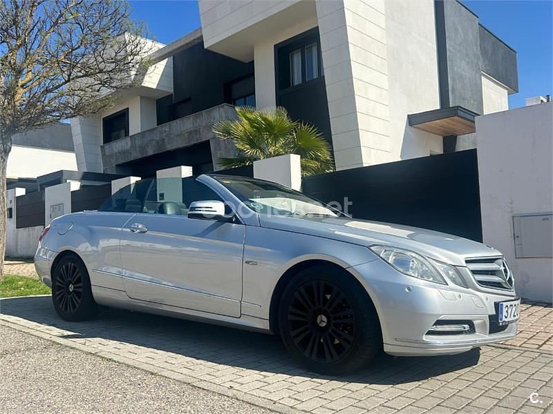 Usado Mercedes E220 Avantgarde 170 CV (125 kW) 2010 Gris / plata Descapotable