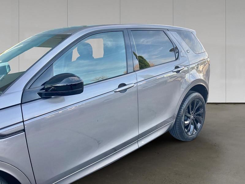 Usado Land Rover Discovery Sport SE Dynamic 163 CV (119 kW) 2024 Varesine blue SUV