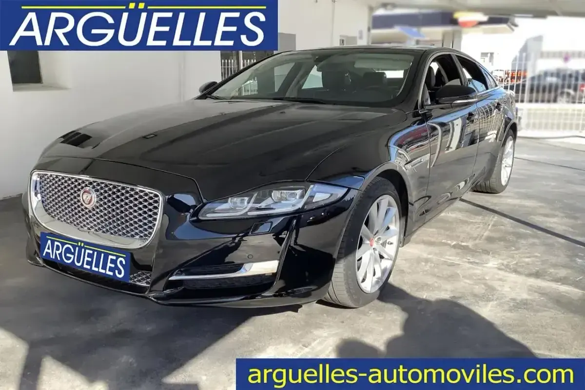 Usado Jaguar XJ Luxury 300 CV (220 kW) 2016 Berlina