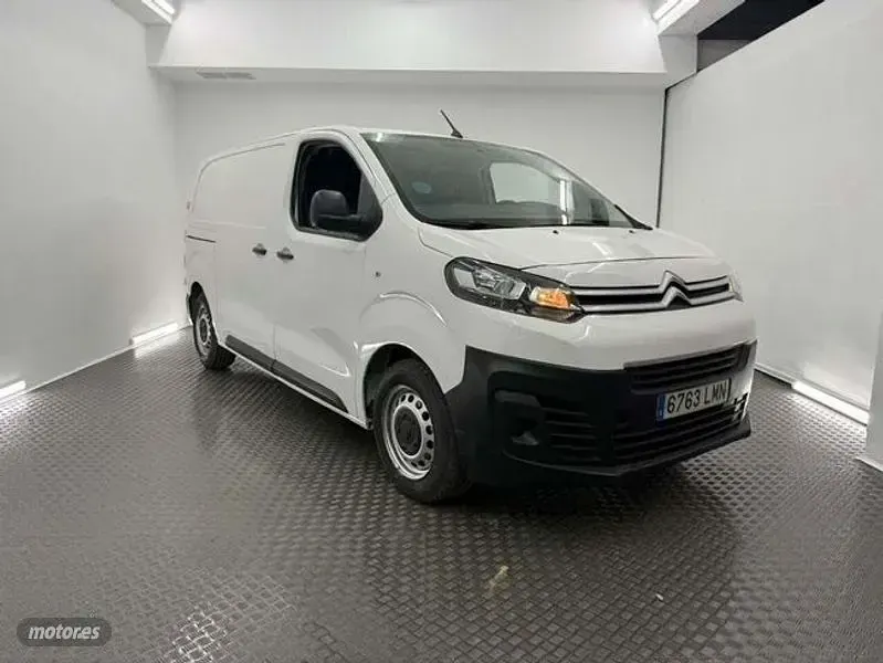 Usado Citroën Jumpy 102 CV (75 kW) 2021 Blanco Monovolumen