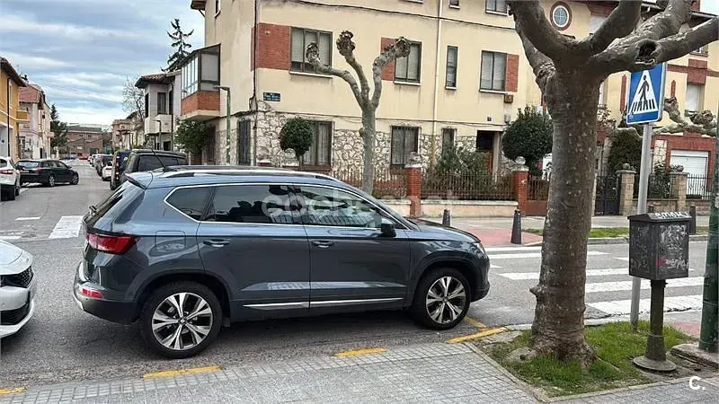 Usado Seat Ateca XCELLENCE 150 CV (110 kW) 2017 Gris / plata SUV