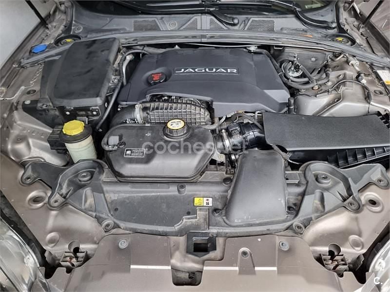 Usado Jaguar XF Premium Luxury 238 CV (175 kW) 2010 Marrón Berlina