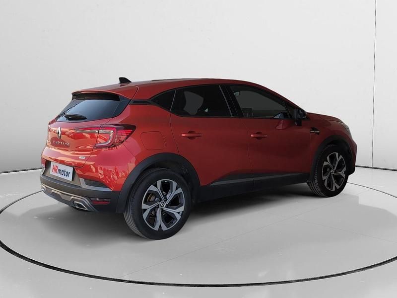 Usado Renault Captur R.S. 140 CV (102 kW) 2022 Rojo SUV