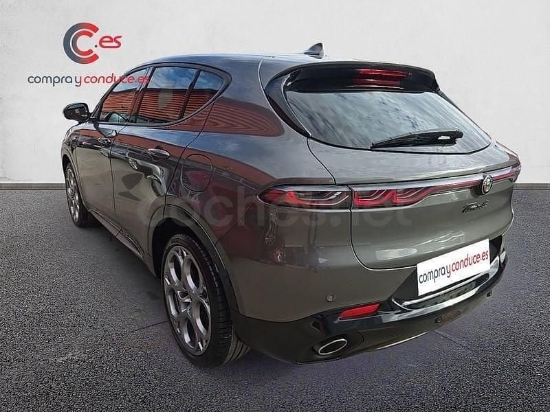 Usado Alfa Romeo Tonale Edizione Speciale 280 CV (205 kW) 2023 Gris / plata SUV
