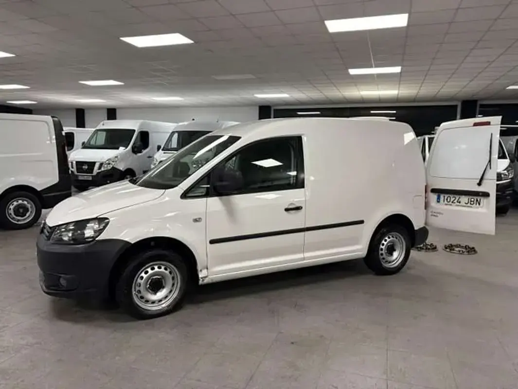 Usado VW Caddy Pro 102 CV (75 kW) 2014 Blanco Monovolumen