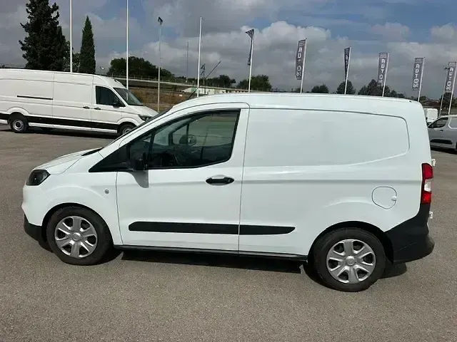 Usado Ford Transit Courier Trend 100 CV (73 kW) 2023 Blanco Van