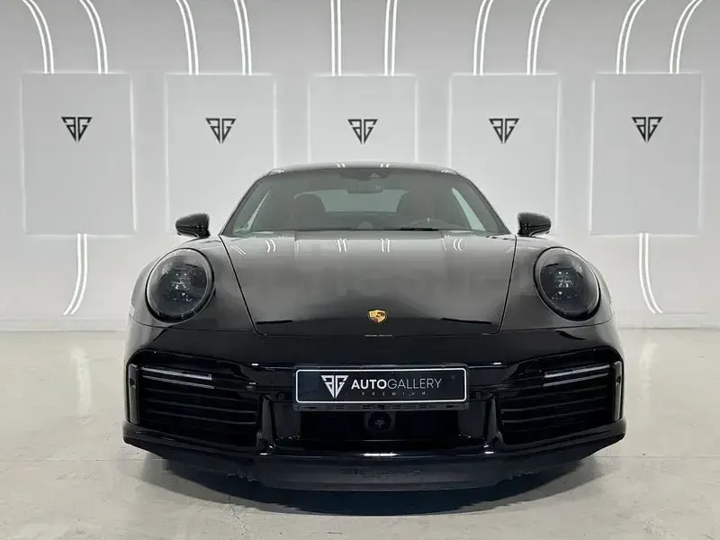 Käytetty Porsche 911 Turbo S 650 HP (478 kW) 2021 Musta Coupe - kaksiovinen