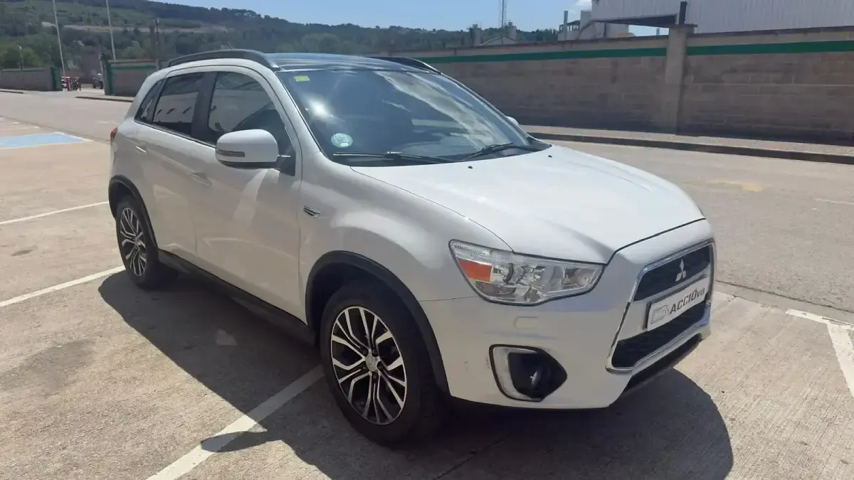 Usado Mitsubishi ASX 150 CV (110 kW) 2015 Blanco SUV