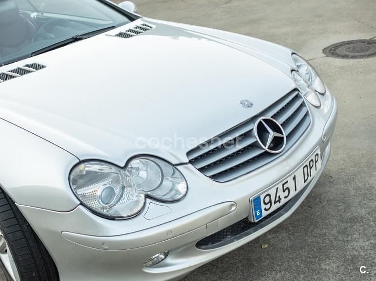 Usado Mercedes SL500 306 CV (225 kW) 2001 Gris / plata Descapotable