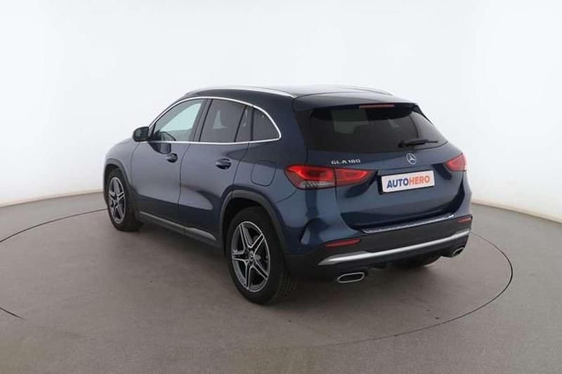 Occasion Mercedes GLA180 AMG line 136 PK (100 kW) 2021 Blauw SUV