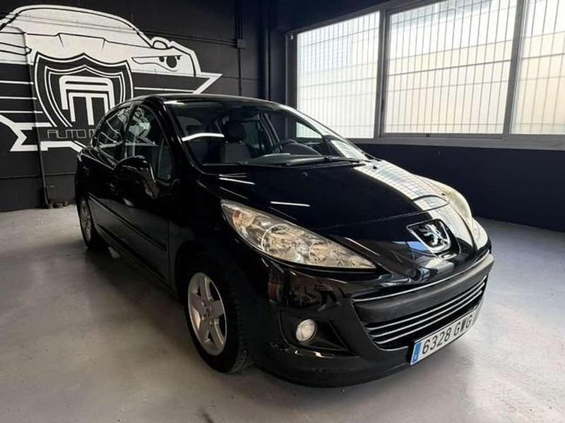 Usado Peugeot 207 Sport 68 CV (50 kW) 2010 Negro Coupe
