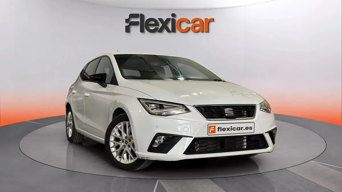 Usado Seat Ibiza FR 110 CV (80 kW) 2023 Utilitario