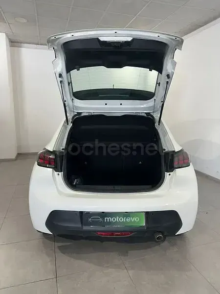 Usado Peugeot 208 Active 100 CV (73 kW) 2022 Blanco Utilitario