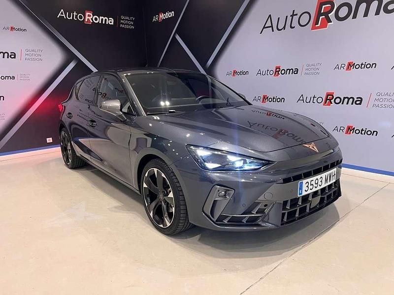Usado Cupra Leon 150 CV (110 kW) 2025 Gris Utilitario
