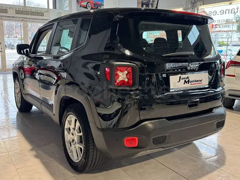 Usado Jeep Renegade Limited 120 CV (88 kW) 2023 Negro SUV
