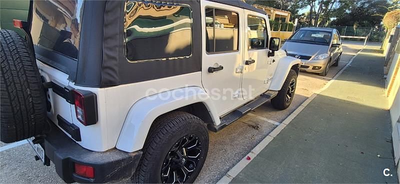 Usado Jeep Wrangler Unlimited Sahara 200 CV (147 kW) 2016 Blanco SUV