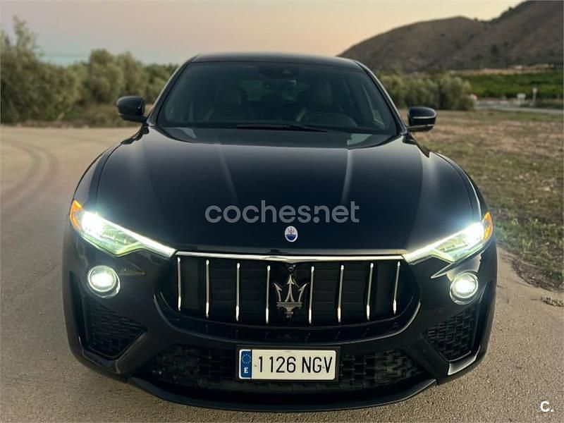 Negro Usado 2019 Maserati Levante SUV | 37.950 € (Super precio) - Imagen 1/4